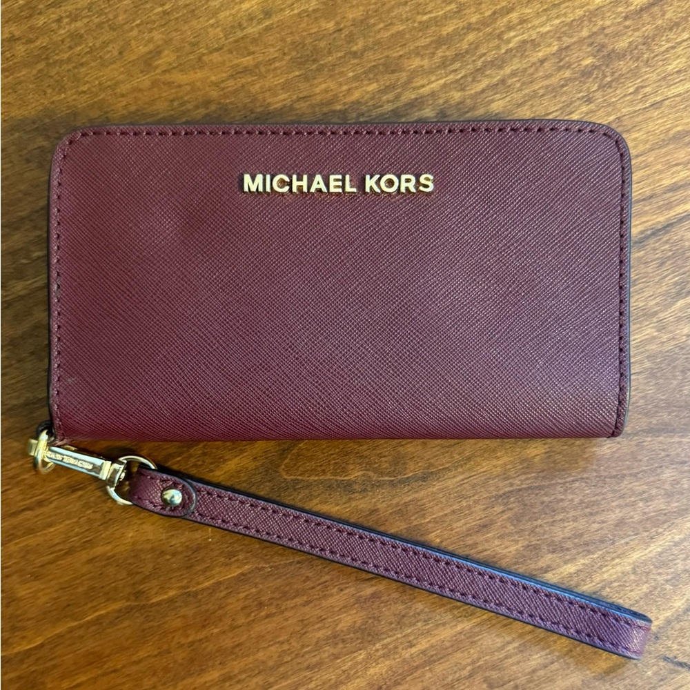 Michael Kors Phone Wallet Wristlet